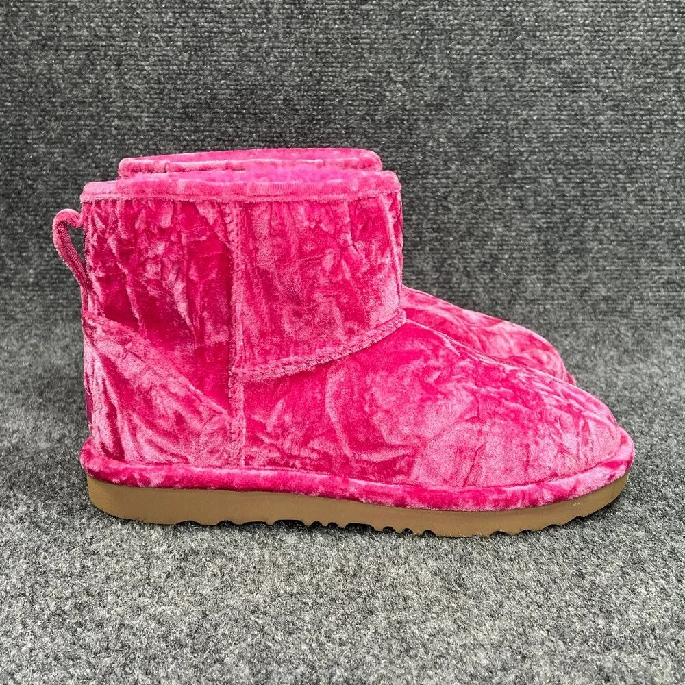 UGG Classic Mini II Velvet Boots Girls Size 6 Hot Pink Short Snow Winter Pull On